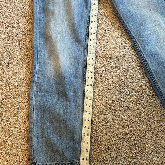 Levi’s 505 Classic Blue Medium Wash Straight Leg Denim Jeans Sz 33x30 - Picture 13 of 15